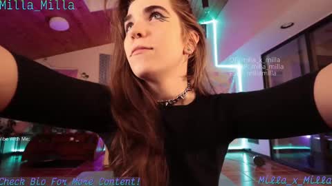 milla_milla online show from 10-01-25, 04:51