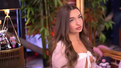 Milla online show from 12-03-25, 06:21