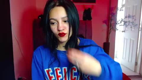 Snapshot of millacounisslosexanal chatting on 09-08-25, 03:55 Violeta online show from 09-08-25, 03:55