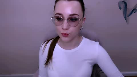 Milla online show from 04-06-26, 10:38