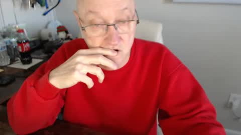 Snapshot of millenium0129 chatting on 01-15-25, 07:44 millenium0129 online show from 01-15-25, 07:44