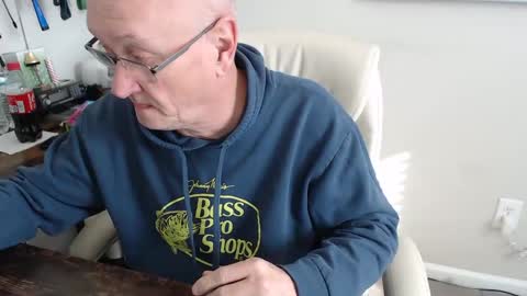 Snapshot of millenium0129 chatting on 02-18-25, 02:59 millenium0129 online show from 02-18-25, 02:59