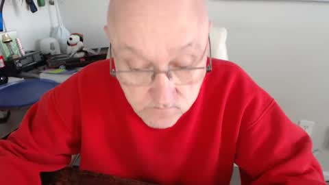 Snapshot of millenium0129 chatting on 03-05-25, 05:39 millenium0129 online show from 03-05-25, 05:39