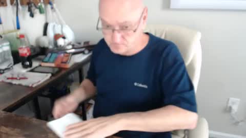 Snapshot of millenium0129 chatting on 09-25-25, 04:43 millenium0129 online show from 09-25-25, 04:43