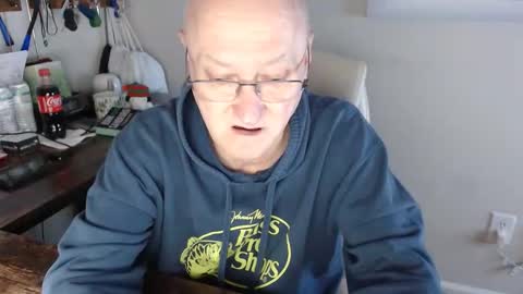 Snapshot of millenium0129 chatting on 11-28-25, 02:36 millenium0129 online show from 11-28-25, 02:36