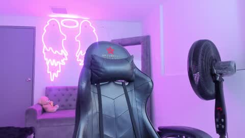 miller_silvana online show from 02-18-26, 12:12