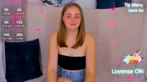 Milly online show from 09-20-25, 01:39