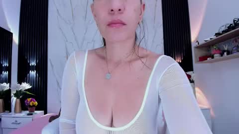 Millie online show from 10-12-25, 12:59