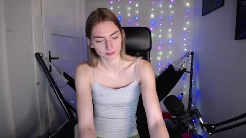 millie_lacroix online show from 01-22-25, 12:06