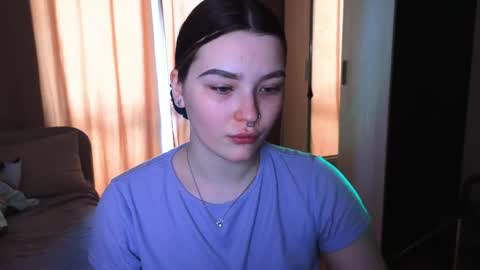 Snapshot of milliedoll chatting on 04-22-26, 07:44 Millie online show from 04-22-26, 07:44