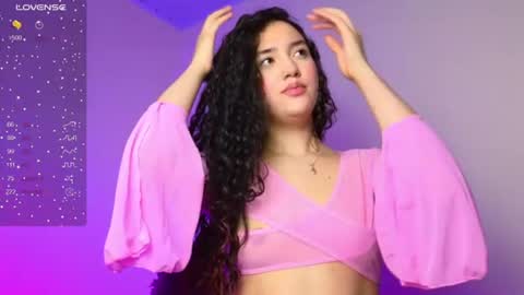 Snapshot of milly_01 chatting on 07-04-26, 01:01 Milly online show from 07-04-26, 01:01