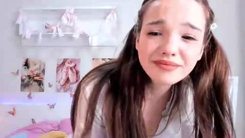 Milly online show from 06-30-26, 03:18