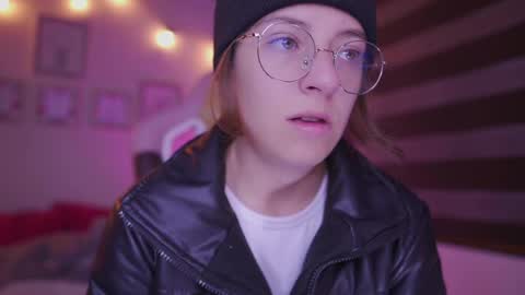 MILLY online show from 03-09-25, 11:36