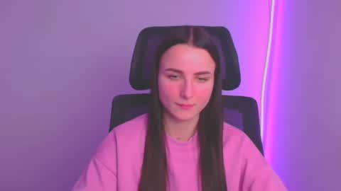 Milly online show from 01-27-25, 04:33