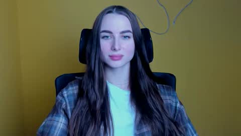 Milly online show from 02-17-26, 12:12