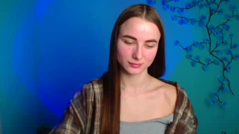 Milly online show from 03-26-26, 01:17