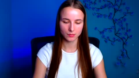 Snapshot of milly_liss chatting on 07-23-26, 05:49 Milly online show from 07-23-26, 05:49