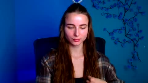 Snapshot of milly_liss chatting on 07-27-26, 05:36 Milly online show from 07-27-26, 05:36