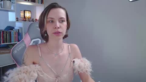 Milly online show from 02-09-25, 06:33