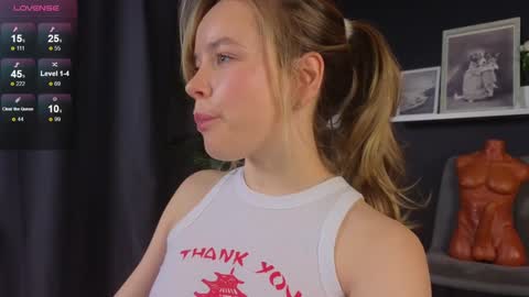 Milly    online show from 12-09-24, 08:00