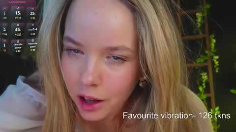 Milly    online show from 02-18-25, 10:16