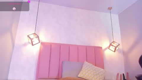 millyevans1 online show from 04-23-26, 04:03