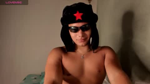 Snapshot of milo_saints chatting on 03-29-26, 04:23 Milo Saints online show from 03-29-26, 04:23