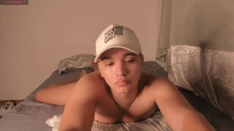 Snapshot of milo_saints chatting on 05-22-26, 04:41 Milo Saints online show from 05-22-26, 04:41