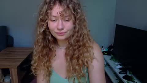 milounee online show from 07-08-26, 08:19