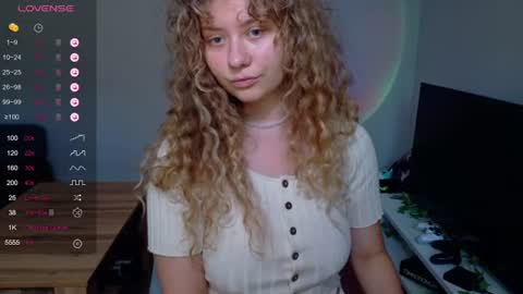 milounee online show from 07-10-26, 02:41