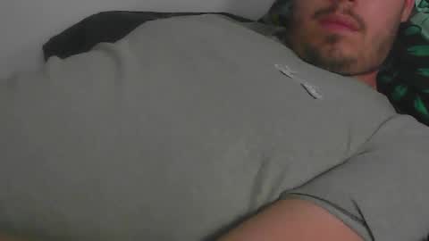 Snapshot of milowww1601 chatting on 01-03-25, 03:44 milowww1601 online show from 01-03-25, 03:44