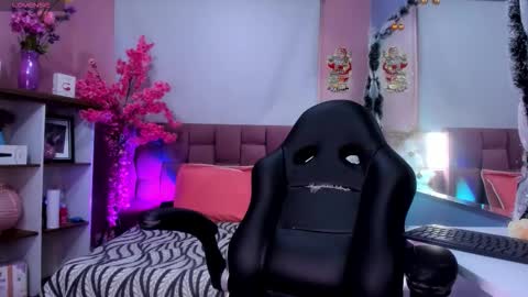  Milu Belucci  online show from 01-06-26, 02:32