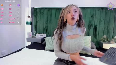  Milu Belucci  online show from 04-09-26, 02:11