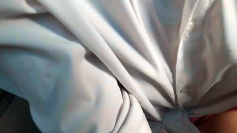 Milu online show from 11-17-25, 06:41