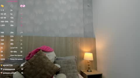 Snapshot of milu_gomez chatting on 12-06-24, 10:52 Milu Gomez online show from 12-06-24, 10:52