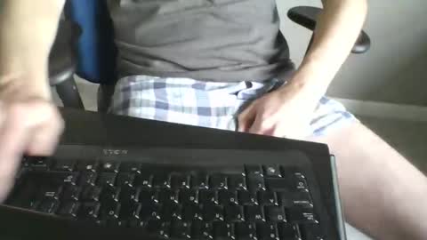 milwaukeebadger24 online show from 11-23-25, 04:40