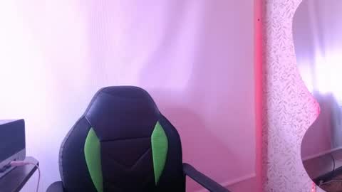 mily online show from 07-07-26, 06:47