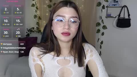 Mily online show from 03-06-25, 02:19