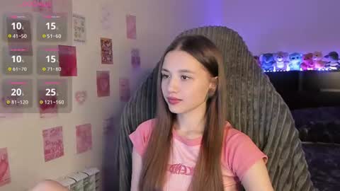 Snapshot of milyamess chatting on 07-08-26, 06:23 Emily online show from 07-08-26, 06:23