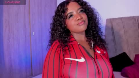 Snapshot of mimi_gil chatting on 12-15-25, 01:54 Mimi online show from 12-15-25, 01:54