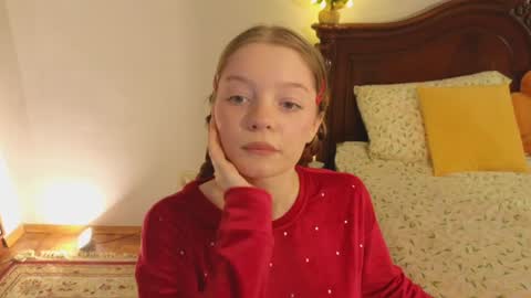 Snapshot of mimichelle chatting on 12-31-24, 06:16 mimichelle online show from 12-31-24, 06:16