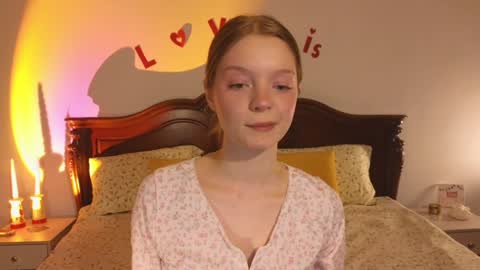 Snapshot of mimichelle chatting on 01-09-25, 12:14 mimichelle online show from 01-09-25, 12:14