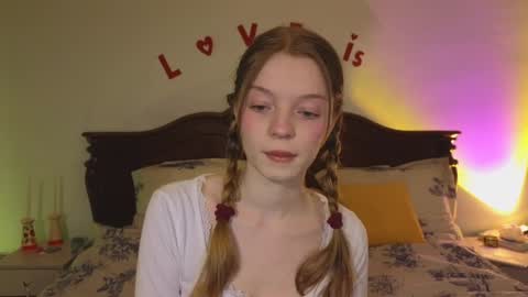 Snapshot of mimichelle chatting on 01-20-25, 02:32 mimichelle online show from 01-20-25, 02:32