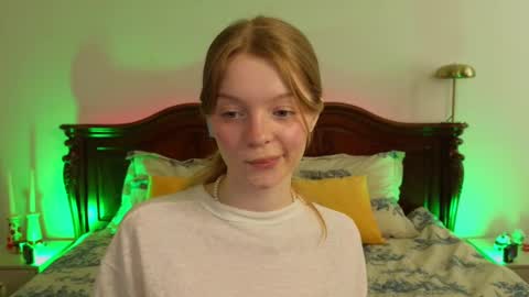 Snapshot of mimichelle chatting on 02-28-25, 07:48 mimichelle online show from 02-28-25, 07:48