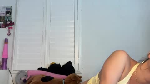 Snapshot of mimixlala chatting on 07-14-26, 04:06 mimixlala online show from 07-14-26, 04:06