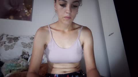 Snapshot of mimy31 chatting on 07-19-26, 08:51 mimy31 online show from 07-19-26, 08:51