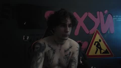 Snapshot of min1pekka chatting on 11-14-25, 01:32 Max online show from 11-14-25, 01:32