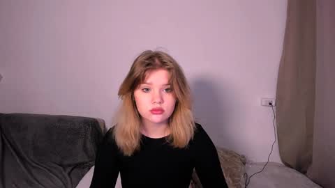 hi Im Mina  online show from 12-13-24, 04:54