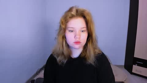 hi Im Mina  online show from 11-13-25, 02:43