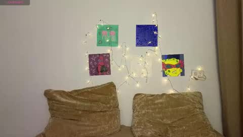 hi Im Mina  online show from 03-07-26, 09:50